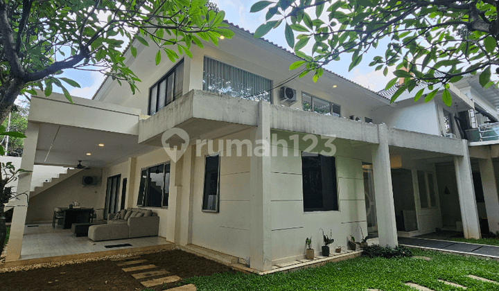 Nice House Unfurnished Kebayoran Baru, South Jakarta
