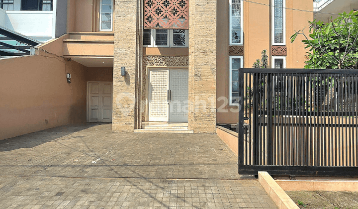 Rumah Mewah Siap Huni Dekat Pondok Indah Mall