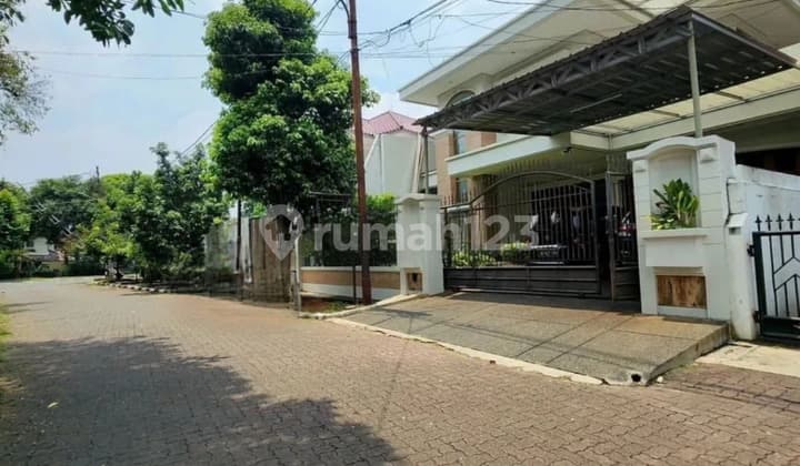 Beautiful Luxury House in Lebak Bulus Complex, South Jakarta