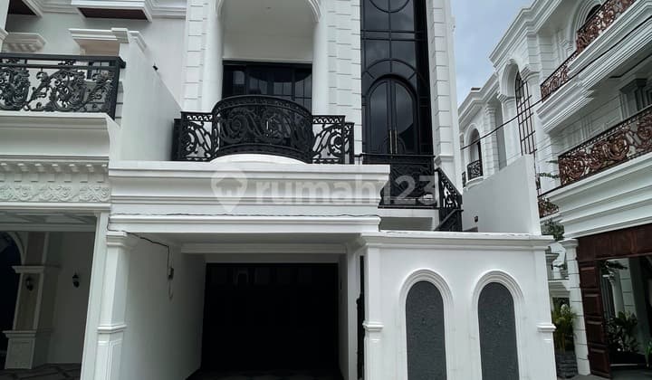 Brand New Townhouse Jagakarsa South Jakarta