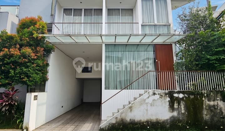 Rumah Cantik Townhouse Kemang Jakarta Selatan