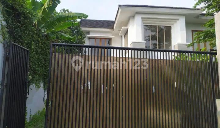 Rumah Cantik Dalam Townhouse Kebagusan Dekat Tb Simatupang Jakarta Selatan