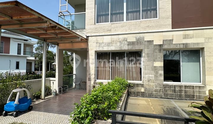 Rumah Cantik Perumahan River Valley Lebak Bulus