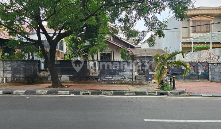 Old House Cheap Land Calculation Commercial Zone Tebet South Jakarta