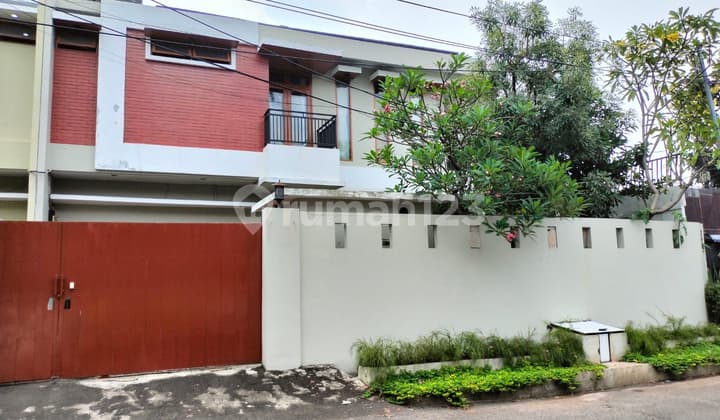 Luxury House Kemang Near Kemang Raya South Jakarta