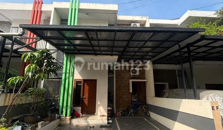 Beautiful Affordable Jagakarsa Townhouse