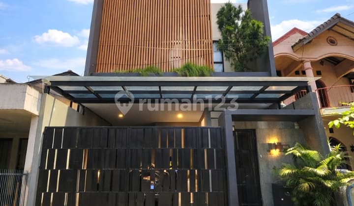 Rumah Brand New Minimalis Dalam Komplek di Lebak Bulus Jakarta