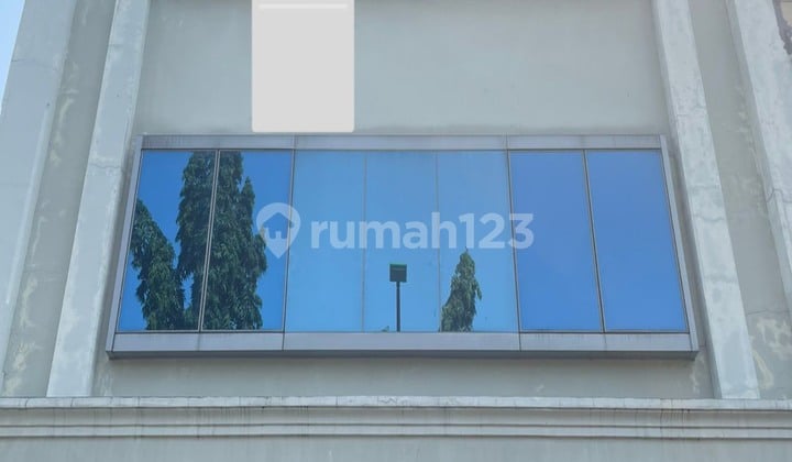 Dijual 2 Ruko Gandeng Unfurnished 4 Lantai Di Taman Surya Hadap Jalan