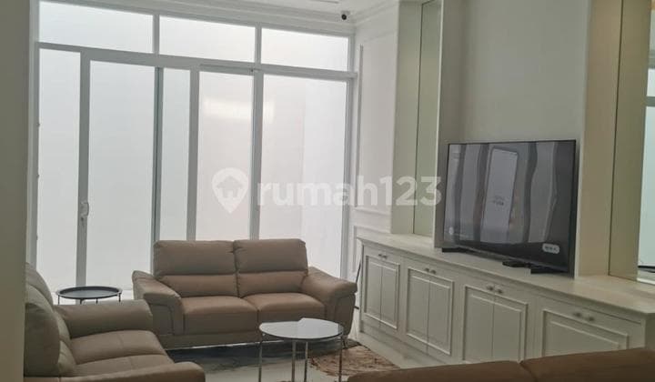 Disewakan Rumah di Pik1 Siap Huni Bagus Furnish Hadap Timur