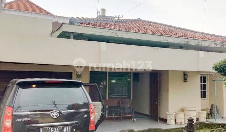Rumah Mewah 2 Lantai Siap Huni di Gayungan Surabaya Selatan