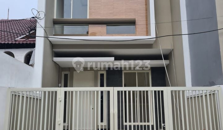 Rumah Baru 2 Lantai Siap Huni di Manyar Indah Surabaya Timur