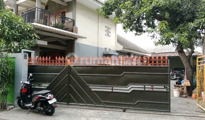 House + Warehouse Captain Darmo Sugondo Kebomas Gresik