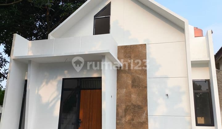 Minimalist House 500 Million Near Jatiwarna Toll Road