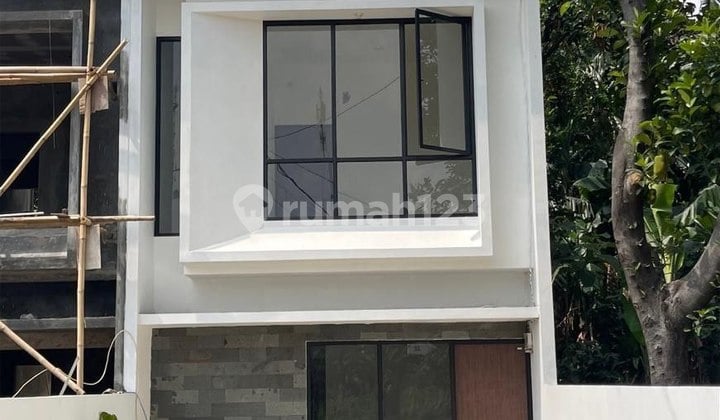 Perumahan di Dalam Komplek di Jati Asih Kota Bekasi