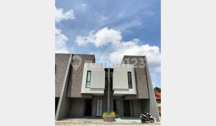 Rumah Mewah Modern Minimalis, 2 Lantai, Siap Huni, SHM, Dekat LRT