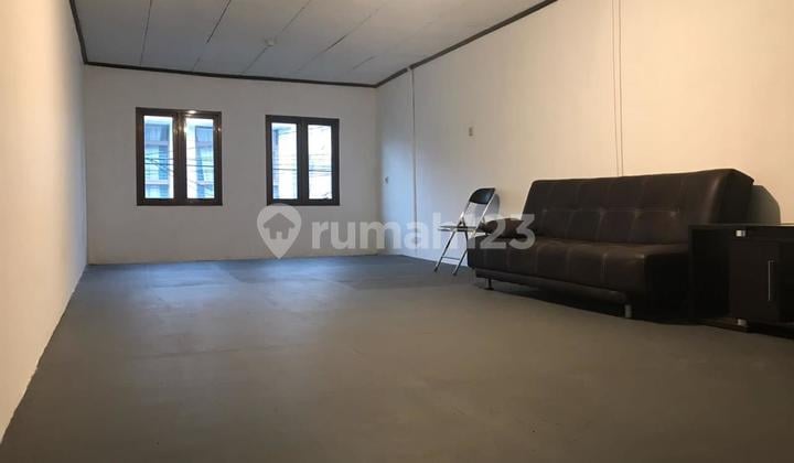 2 Unit Ruko Disewa Terawat Di Jl Dulatip Dkt Pusat Kota Bandung