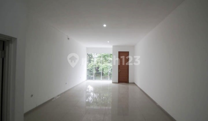 Ruko Dijual Baru Siap Pakai di Area Setrasari, Pasteur Bandung 0143