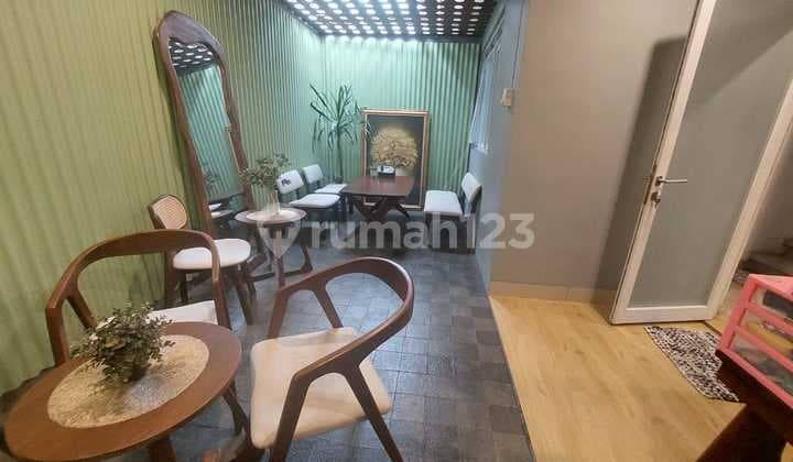 House for Sale Comfortable and Good in Setradago Antapani, Bandung 0137