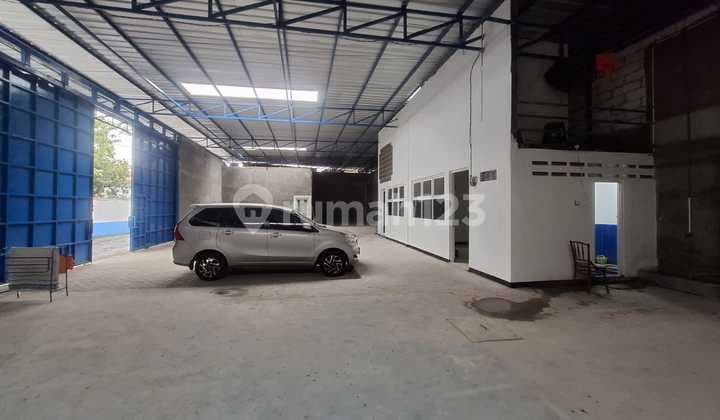 Gudang Dijual Luas Strategis di Mainroad Gadobangkong, Ngamprah Kbb 26