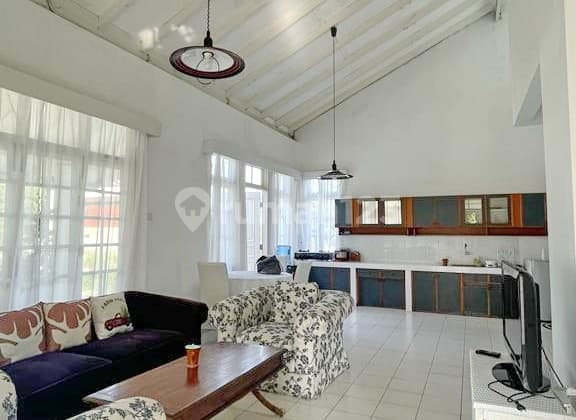 House for Sale Cool and Green in Villa Istana Bunga Near Tourist Attractions