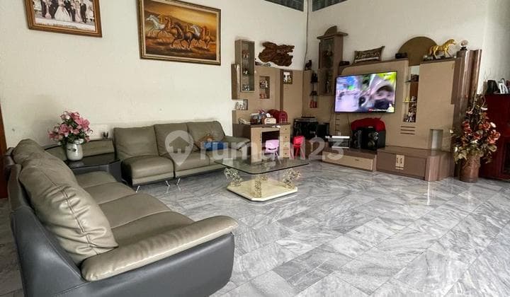 Rumah Dijual Siap Huni Lokasi Prima di Setrasari Raya Bandung 01