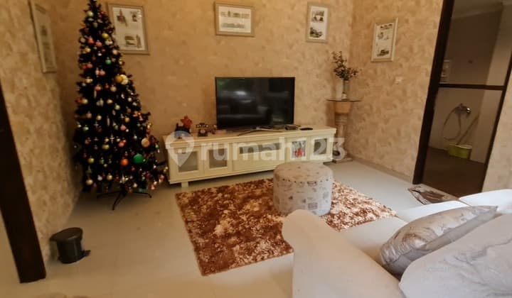 Rumah Dijual Cantik Furnished di Area Setra Murni, Bandung 0143