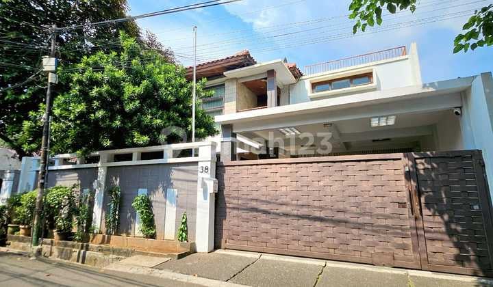 Jual Rumah Mewah Design Modern di Duten Tiga Jak Sel