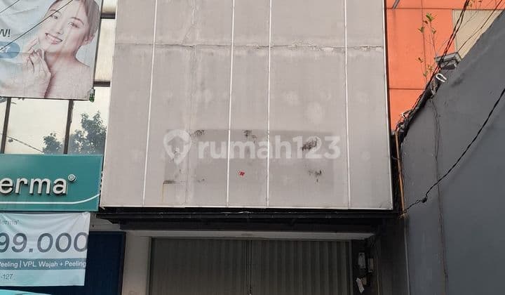 Yang Mau Aja Sewa Ruko Strategis Tempat Usaha atau Kantor yang Menariks