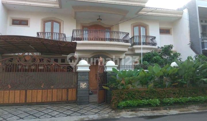 Jual Rumah Bagus Lokasi Tenang & Nyaman di Komplek