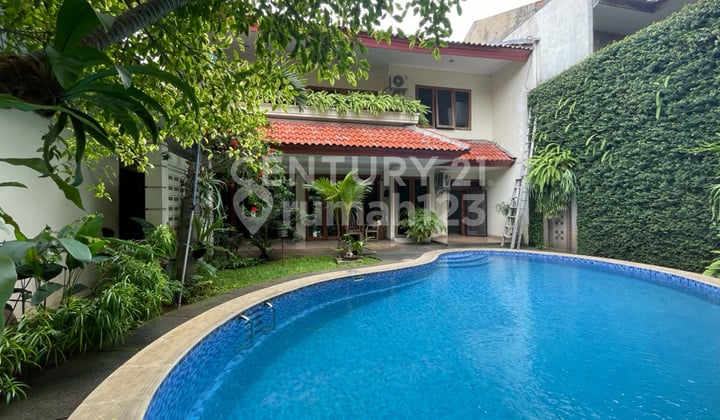 Quiet Location Home With Swimming Pool For Rent In Kemang Area