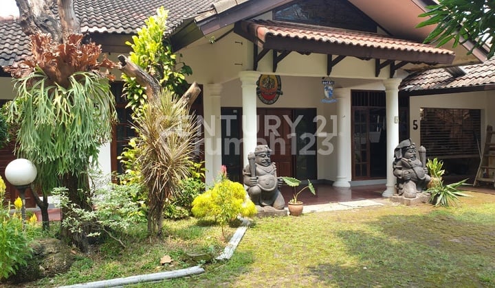 Very Strategic House Area 1281 M2 Bambu Apus Raya East Jakarta