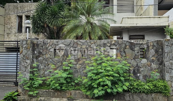 Rumah Dijual Sangat Strategis Cocok.untuk.kost.dan.kantoratas Jakarta