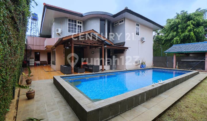 Ready-to-Occupy House Near MRT Haji Nawi, 899 M2 Area, Cipete, South Jakarta