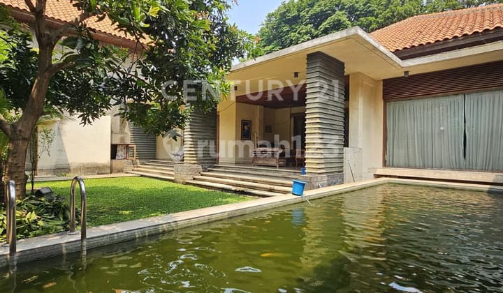 Rumah Mewah Lokasi Strategis di Kawasan Premium Panglima Polim