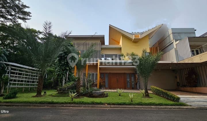 Rumah Besar Sangat Mewah Alam Sutera Aurora
