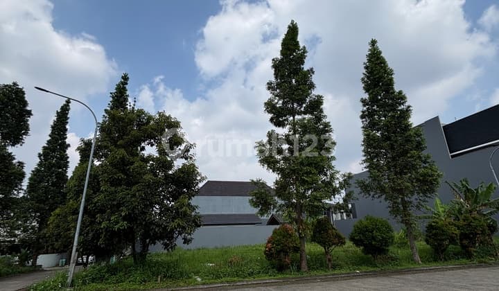 Sell Corner Kavling at Setra Duta Grande