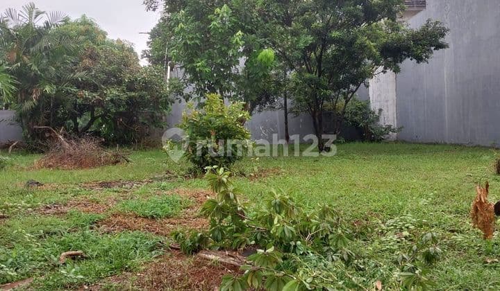 Tanah luas & Strategis Dalam cluster di perumahan Mewah dengan harga MURAH!