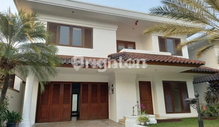 Rumah mewah +swimming pool di Pejaten Barat , jakarta selatan