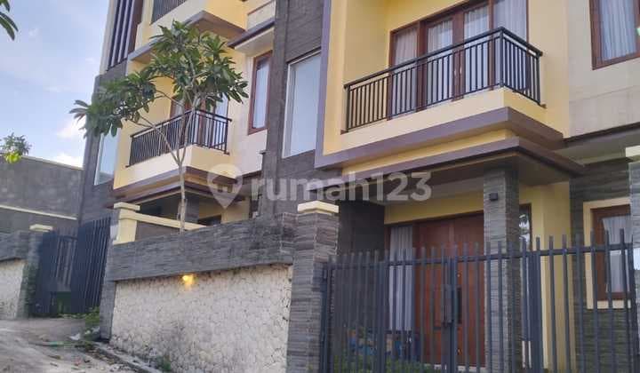 Disewakan Rumah Semi Villa Pemandangan Laut Dan Sunrise