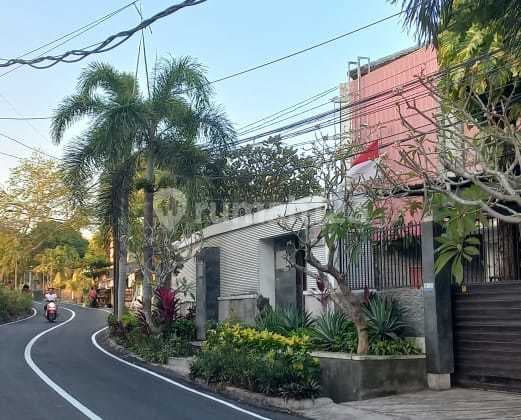 Villa Mewah View Laut Di Lingkungan Nyaman Dan Asri