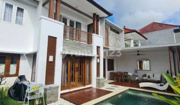 Villa Mewah 3Br di Munggu,Badung