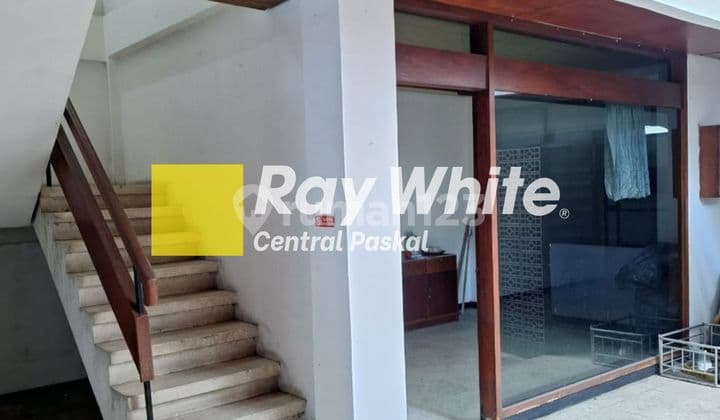 A house in Sayap Riau, Bandung City