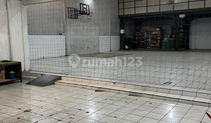 Rumah/ruang Usaha Tengah Kota Mainroad Traffic Ramai Setiap Hari Rumah di Pasir Kaliki