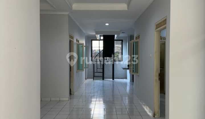 Rumah Bagus Unfurnished SHM Bogor Timur, Bogor
