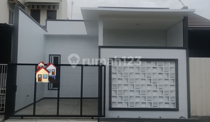 For Sale House in Panjibuwono City Bekasi Cluster Malioboro
