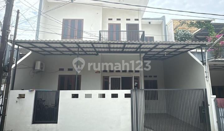 Dijual Rumah di Harapan Indah 1 Bekasi