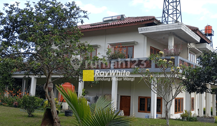 Rumah Villa Panyairan Lembang View Pegunungan (fn)