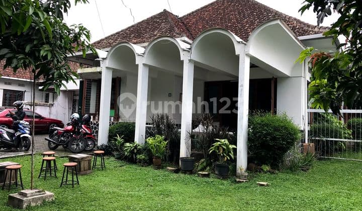 Rumah Klasik Haritage C Tengah Kota Bandung (Fn)