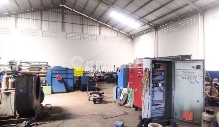 Gudang Dan Kantor di Mainroad Cipatik Pataruman