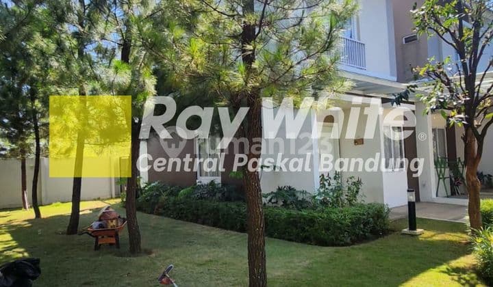 Dijual Cepat Rumah Hoek Nyaman di Summarecon Bandung